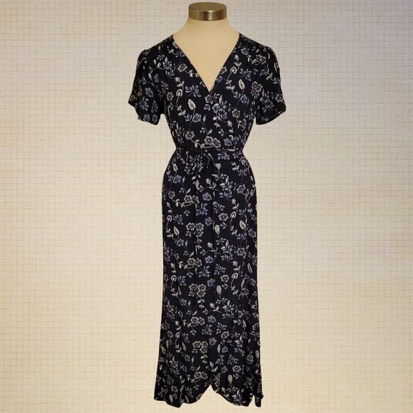Floral Wrap Maxi Dress Gap Navy Blue V Neck Puff Sleeve Size Small 49" Length - Picture 1 of 8